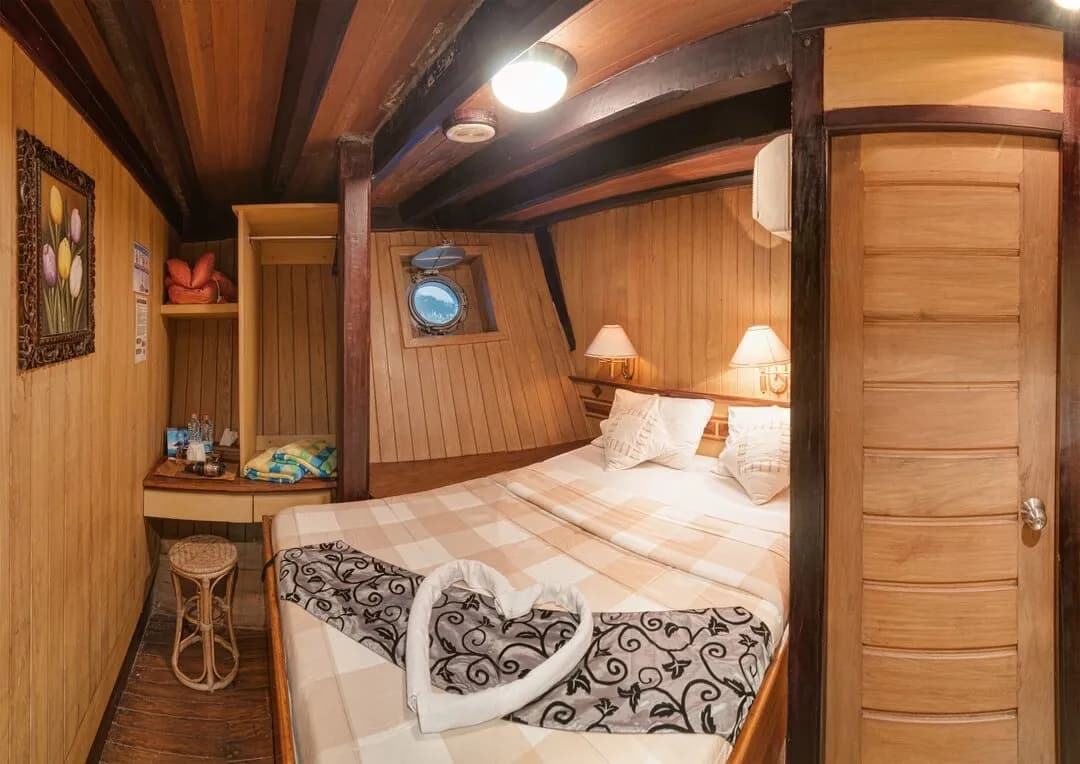 Sea Safari 8 Liveaboard