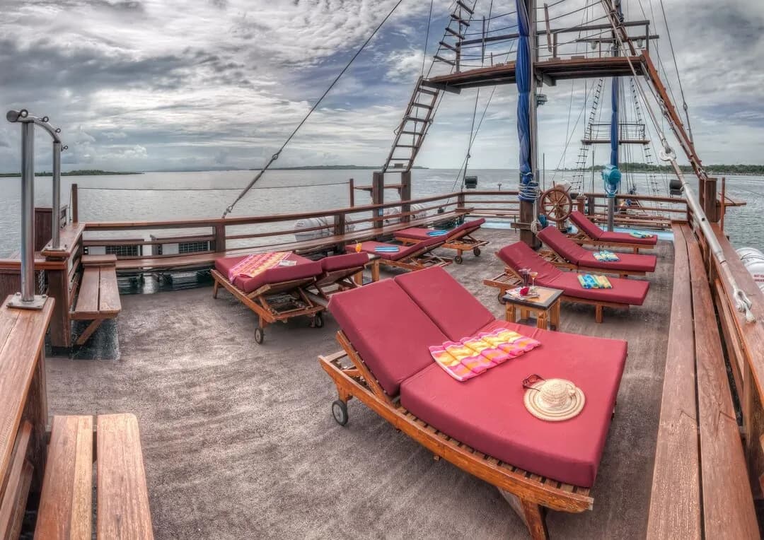 Sea Safari 8 Liveaboard