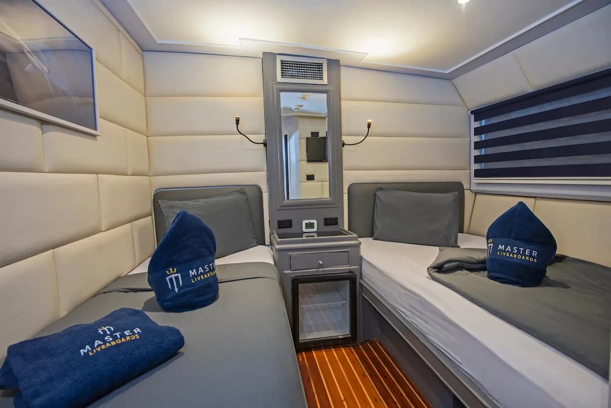 Standard Cabin with twin beds