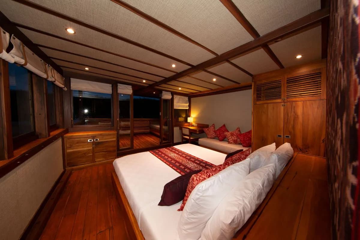Coralia Liveaboard