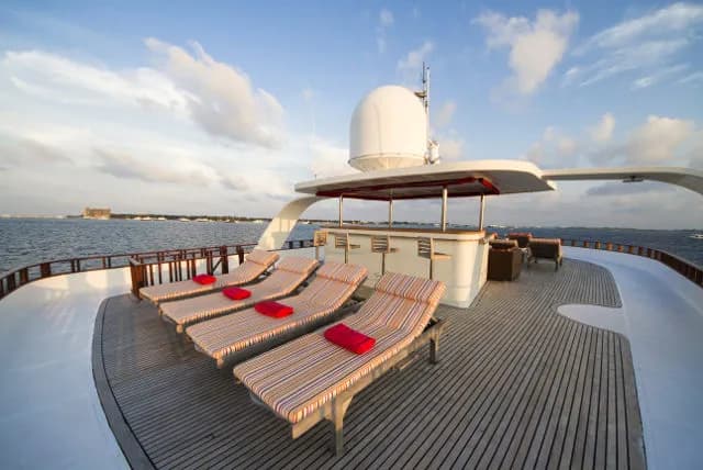 Theia Liveaboard