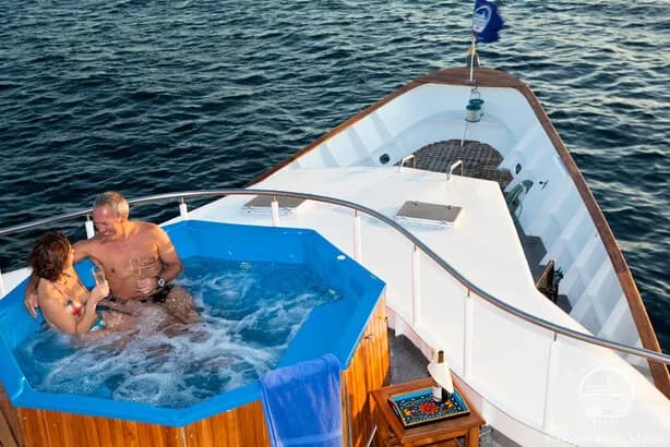 People enjoy the hot tub aboard the Galapagos Aggressor III Liveaboard