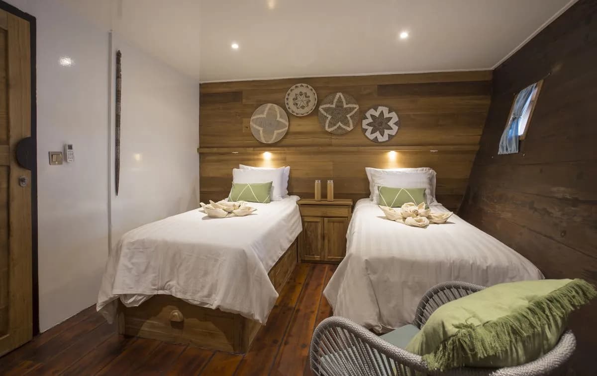 Emperor Harmoni Lower Twin Cabin