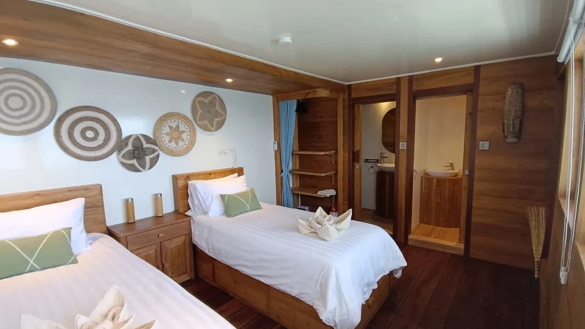 Emperor Harmoni Upper Twin Cabin