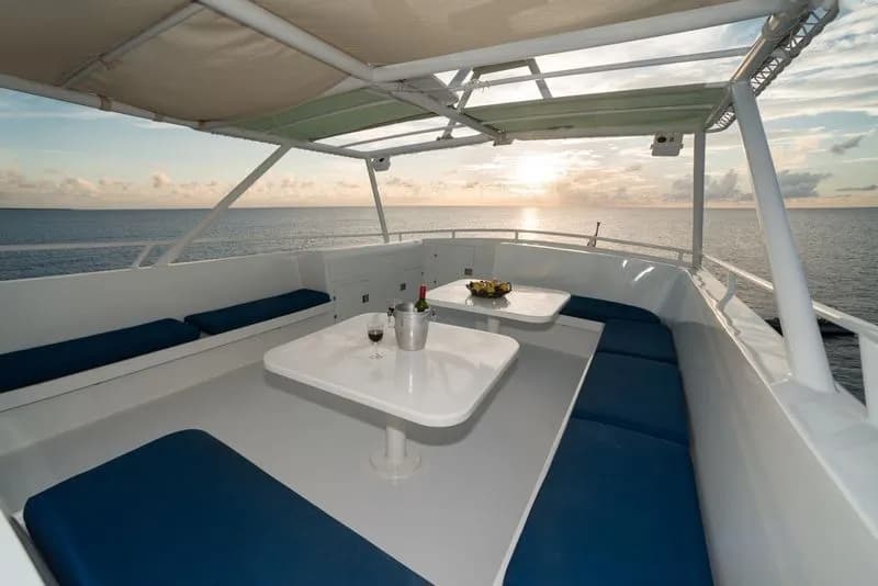 TURKS AND CAICOS EXPLORER II