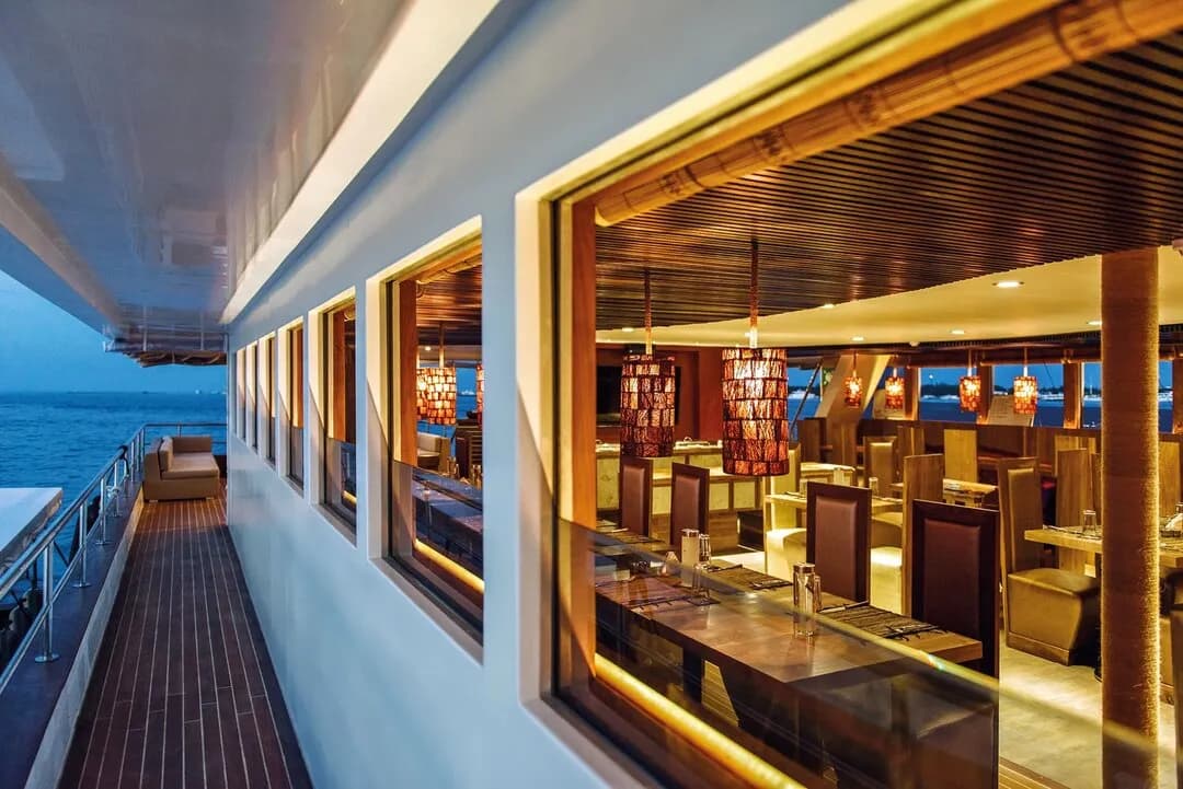 Cozy dining area on deck