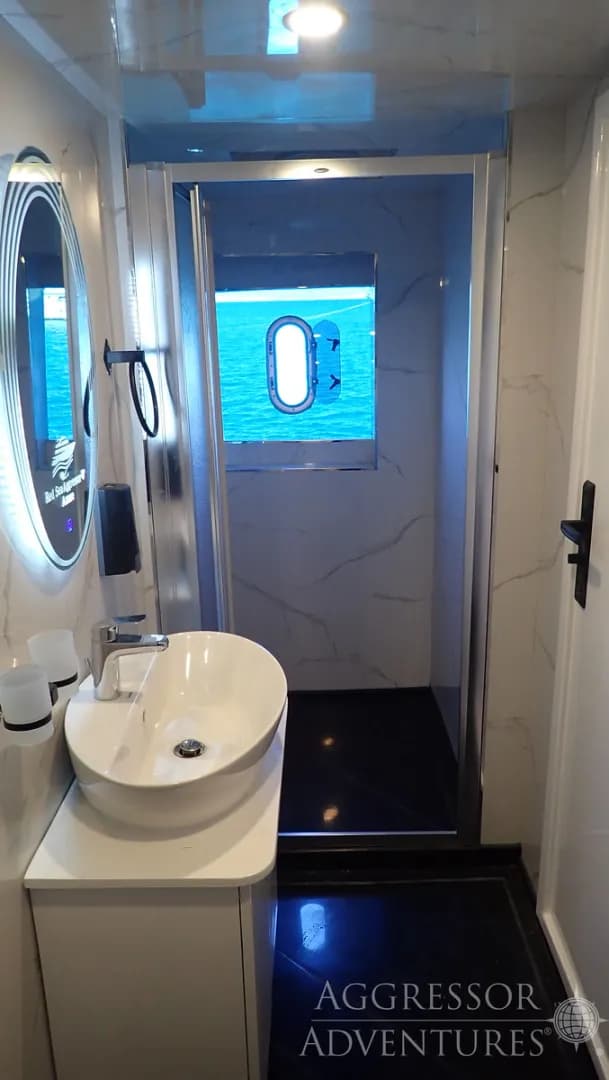 Red Sea Aggressor V Bathroom