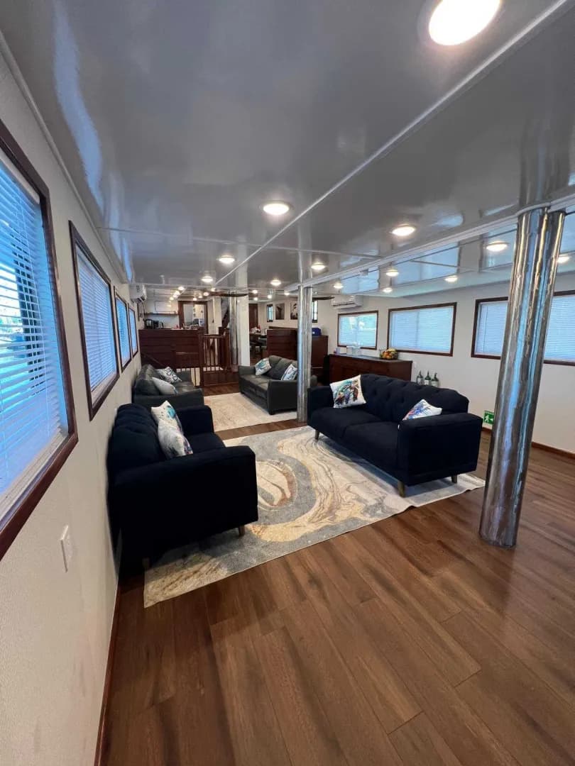 Indoor salon with couches