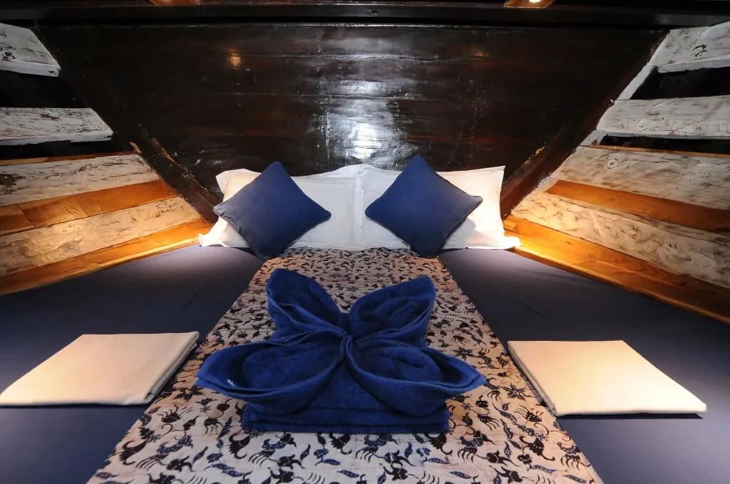 Cabin with large bed