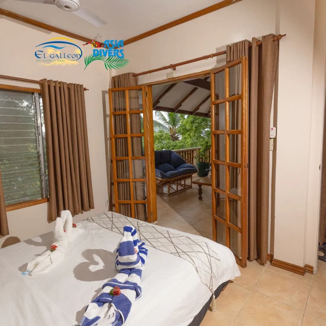 Penthouse Room at El Galleon