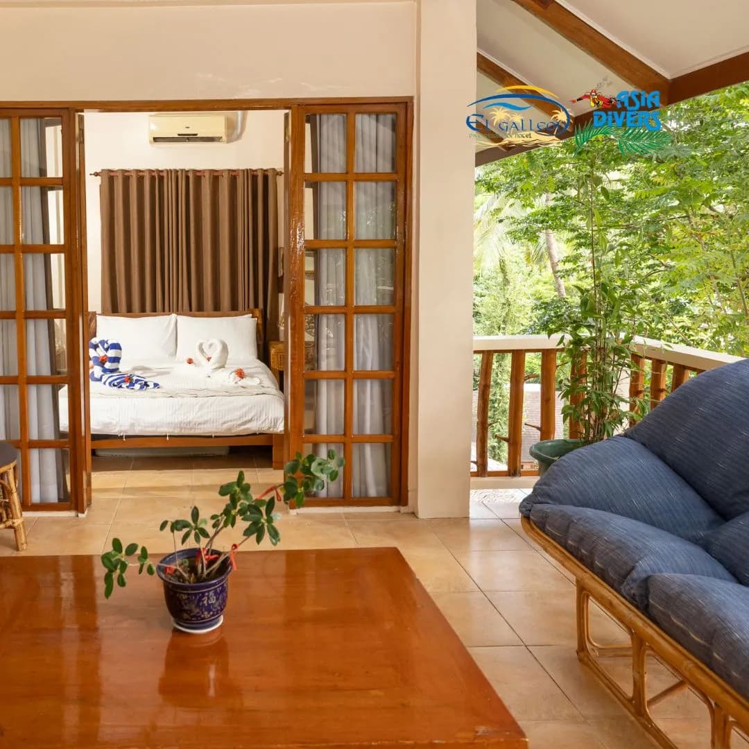 Penthouse Room at El Galleon